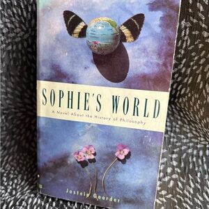 Sophie's World: A Novel About the History of Philosophy